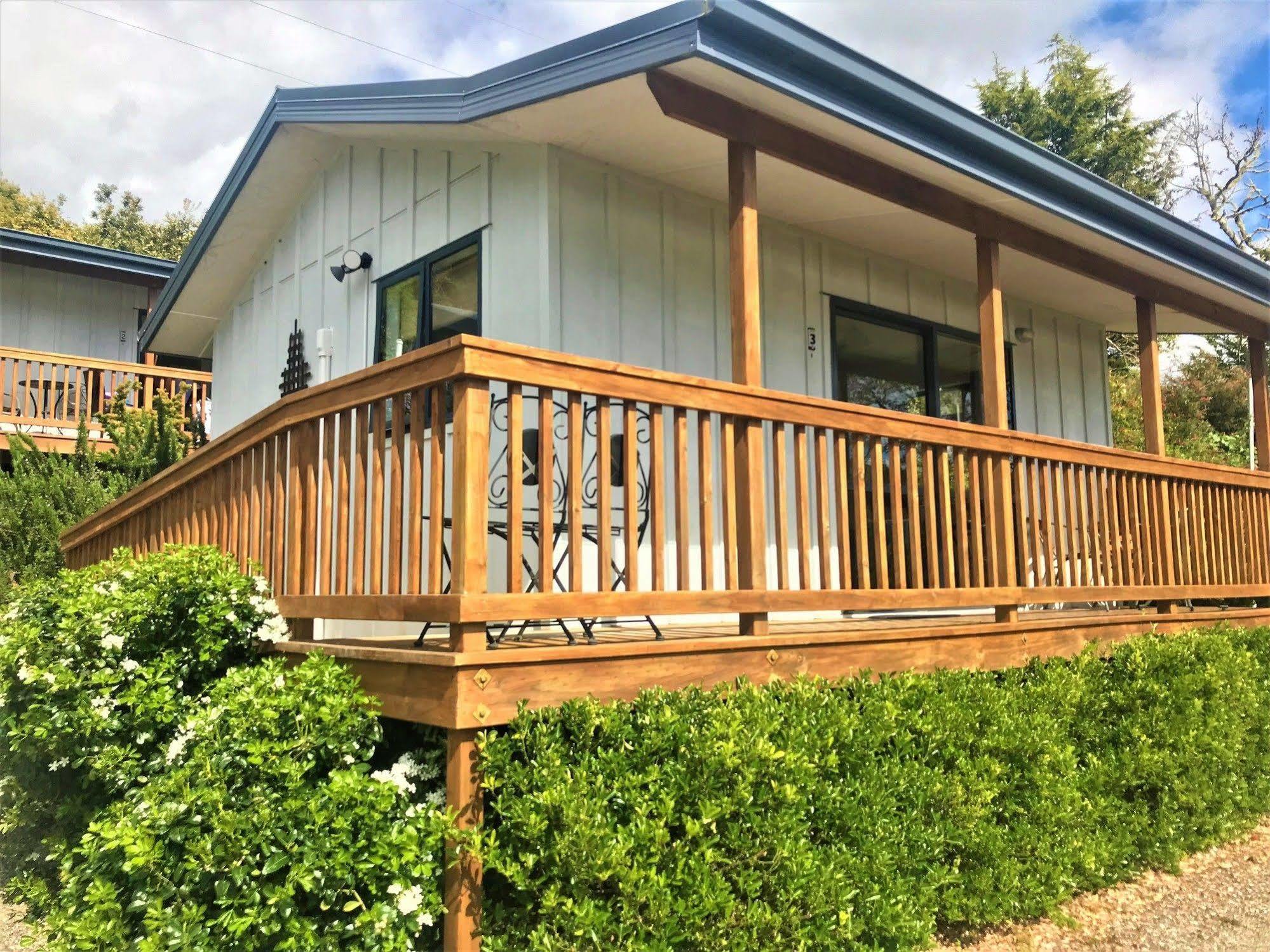 Terraced Chalets Motueka Luaran gambar